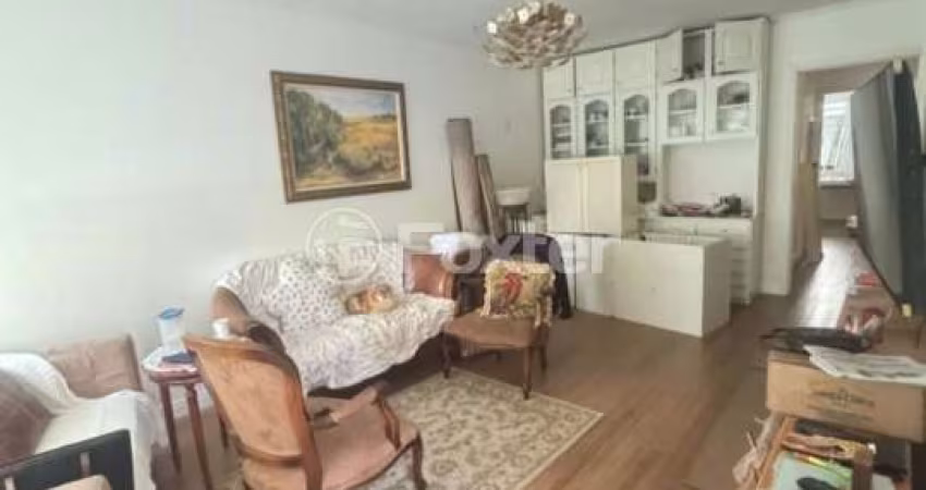 Casa com 3 quartos à venda na Avenida Pátria, 460, São Geraldo, Porto Alegre