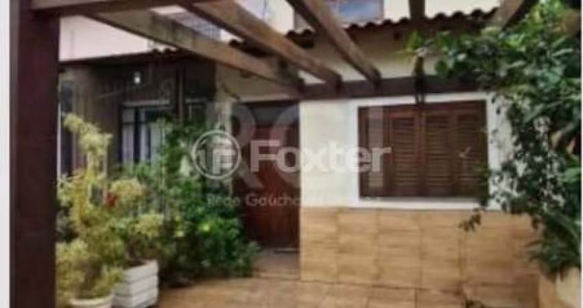 Casa com 2 quartos à venda na Rua Hilário Gonçalves Pinha, 85, Hípica, Porto Alegre