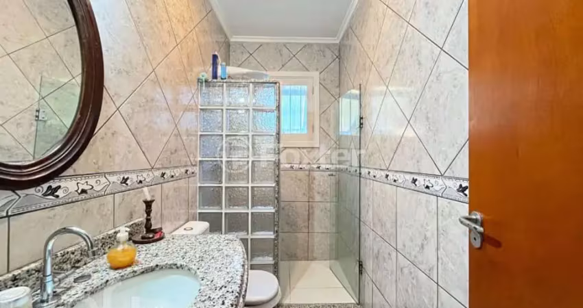 Casa com 4 quartos à venda na Avenida Guaíba, 10660, Ipanema, Porto Alegre
