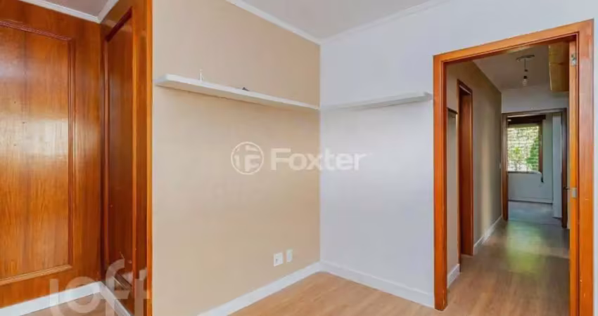 Apartamento com 3 quartos à venda na Rua Carazinho, 145, Petrópolis, Porto Alegre