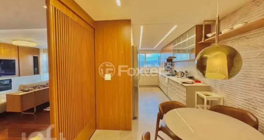 Casa com 3 quartos à venda na Rua Gregor Mendel, 10, Boa Vista, Porto Alegre