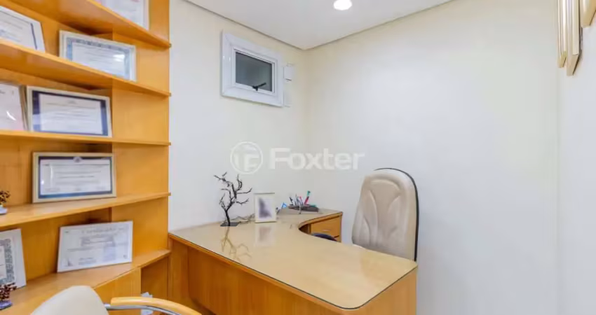 Sala comercial com 3 salas à venda na Rua Professor Annes Dias, 154, Centro Histórico, Porto Alegre