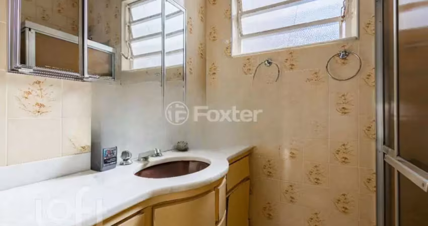 Casa com 3 quartos à venda na Rua Coronel Armando Assis, 134, Três Figueiras, Porto Alegre