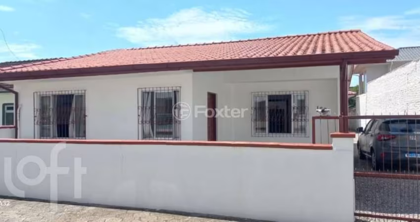 Casa com 3 quartos à venda na Rua Lupércio Domingos Espíndola, 152, Barra do Aririú, Palhoça
