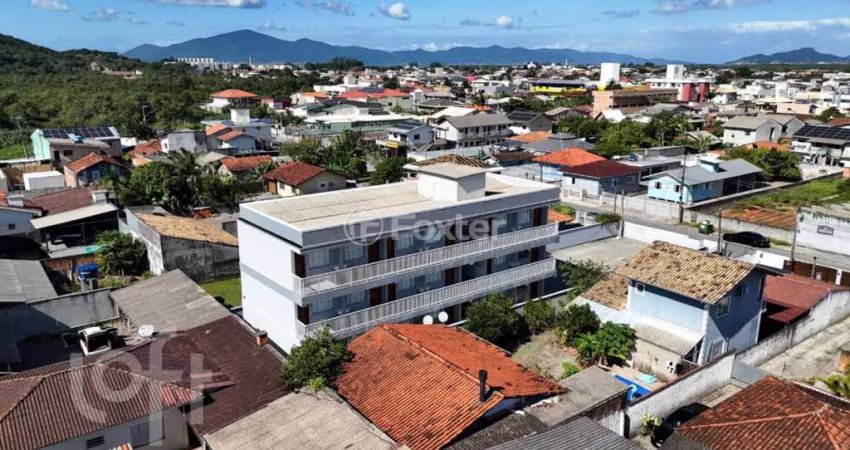 Casa com 18 quartos à venda na Rua João Carlos Espíndola, 126, Barra do Aririú, Palhoça
