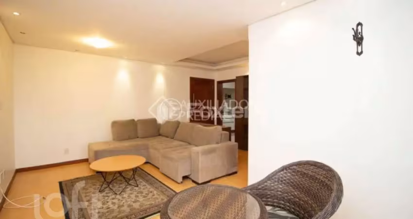 Apartamento com 3 quartos à venda na Rua Eurico Lara, 800, Medianeira, Porto Alegre