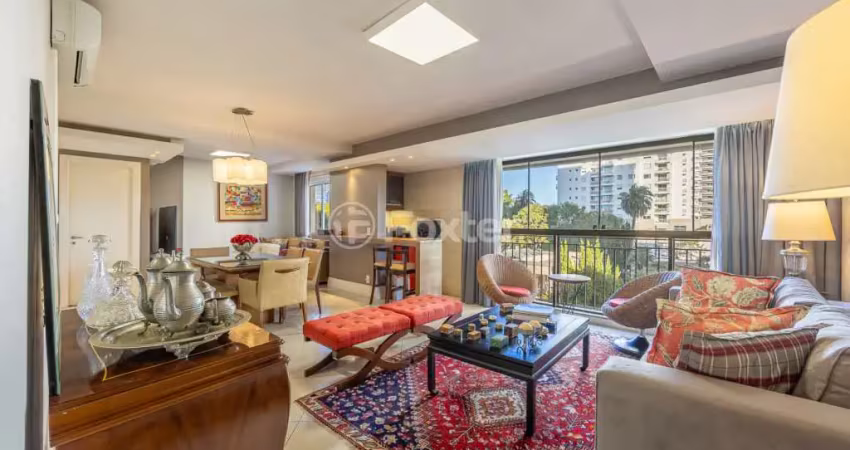 Apartamento com 3 quartos à venda na Avenida Túlio de Rose, 260, Jardim Europa, Porto Alegre