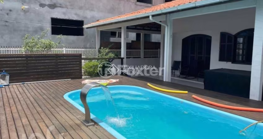 Casa com 4 quartos à venda na Rua Pica-Pau, 474, Enseada de Brito, Palhoça