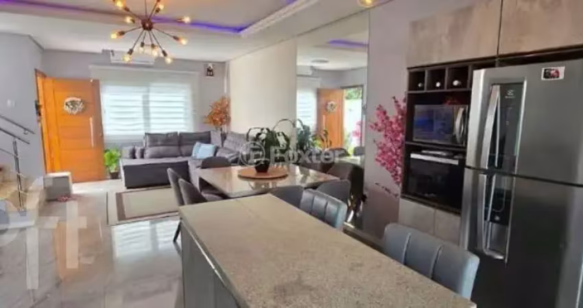 Casa com 3 quartos à venda na Rua das Camélias, 435, Igara, Canoas
