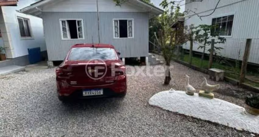Casa com 2 quartos à venda na Rua Professor Vicente Manoel Silveira, 1, Pinheira, Palhoça