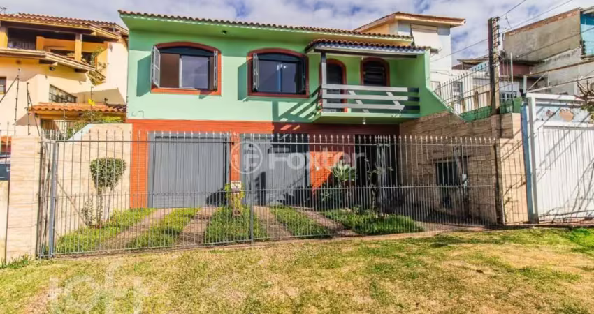 Casa com 3 quartos à venda na Avenida Sargento Manoel Raymundo Soares, 161, Jardim Carvalho, Porto Alegre