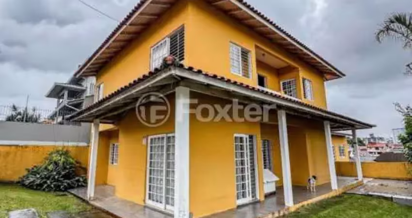 Casa com 4 quartos à venda na Rua Professora Cremilde de Oliveira, 192, Jardim Atlântico, Florianópolis