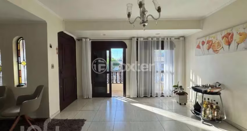 Casa com 5 quartos à venda na Rua Peru, 679, São José, Canoas