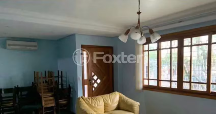 Casa com 4 quartos à venda na Rua Veronese, 62, São Sebastião, Porto Alegre