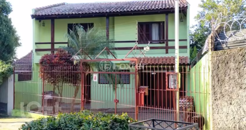 Casa com 2 quartos à venda na Rua Doutor Rodrigues Alves, 163, Chácara das Pedras, Porto Alegre