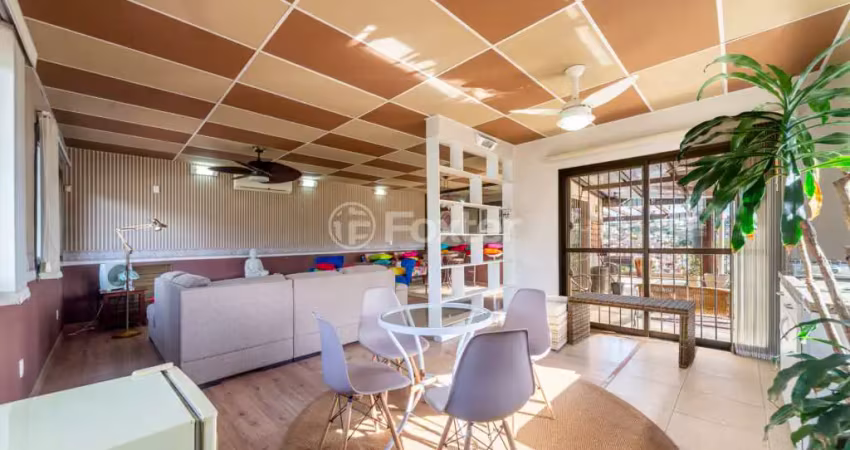 Casa com 5 quartos à venda na Rua Professor Ulisses Cabral, 290, Chácara das Pedras, Porto Alegre