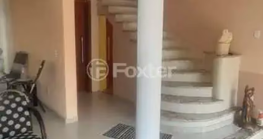 Casa com 3 quartos à venda na Rua Dom João VI, 243, Medianeira, Porto Alegre