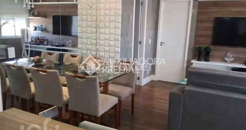 Apartamento com 3 quartos à venda na Avenida Florianópolis, 95, Azenha, Porto Alegre