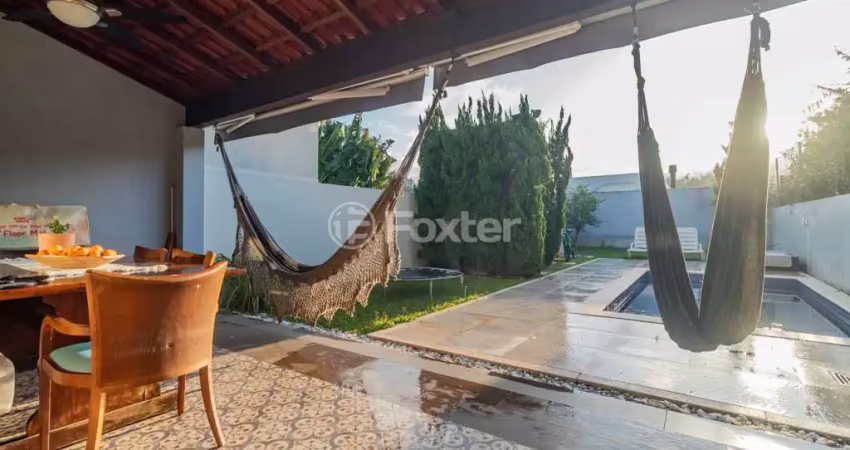 Casa em condomínio fechado com 3 quartos à venda na Rua Chácara das Nascentes, 535, Lomba do Pinheiro, Porto Alegre