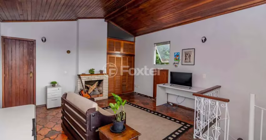 Casa com 3 quartos à venda na Rua dos Guananas, 344, Espírito Santo, Porto Alegre