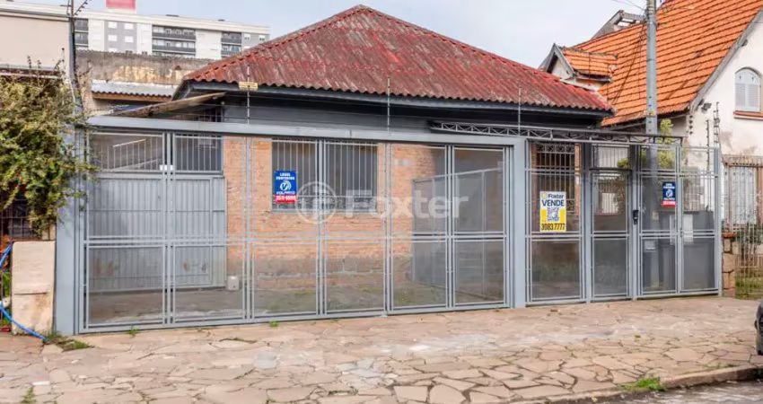 Casa à venda na Avenida Paraná, 1818, São Geraldo, Porto Alegre