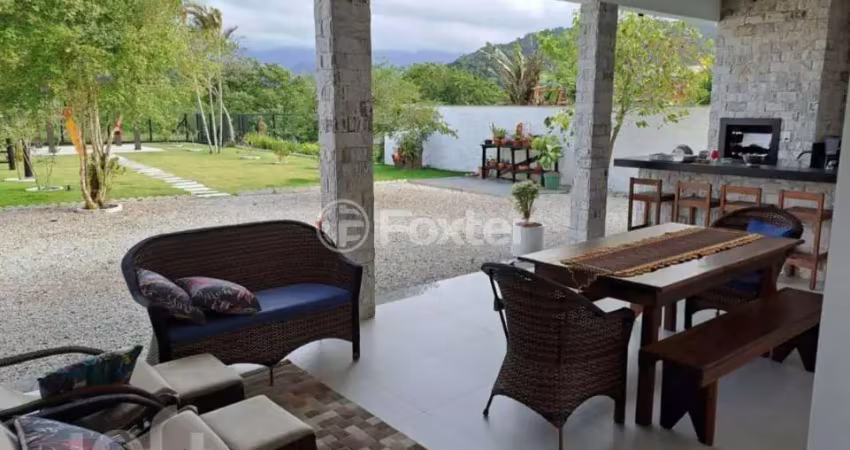 Casa com 2 quartos à venda na Rua Enedino João Martins, 61, Passagem de Maciambú (Ens Brito), Palhoça