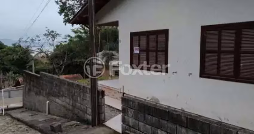 Casa com 3 quartos à venda na Estrada Haroldo Soares Glavan, 5036, Cacupé, Florianópolis
