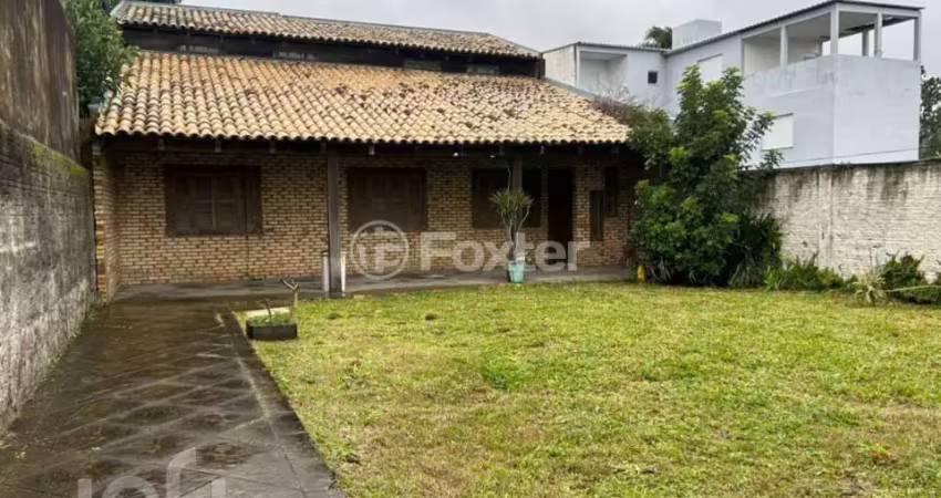 Casa com 3 quartos à venda na Rua Primeiro de Maio, 344, Partenon, Porto Alegre