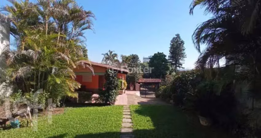 Casa com 3 quartos à venda na Rua Fontoura Xavier, 182, Jardim São Pedro, Porto Alegre
