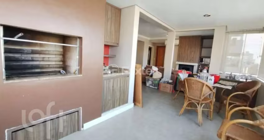 Apartamento com 3 quartos à venda na Avenida Pirapó, 157, Petrópolis, Porto Alegre