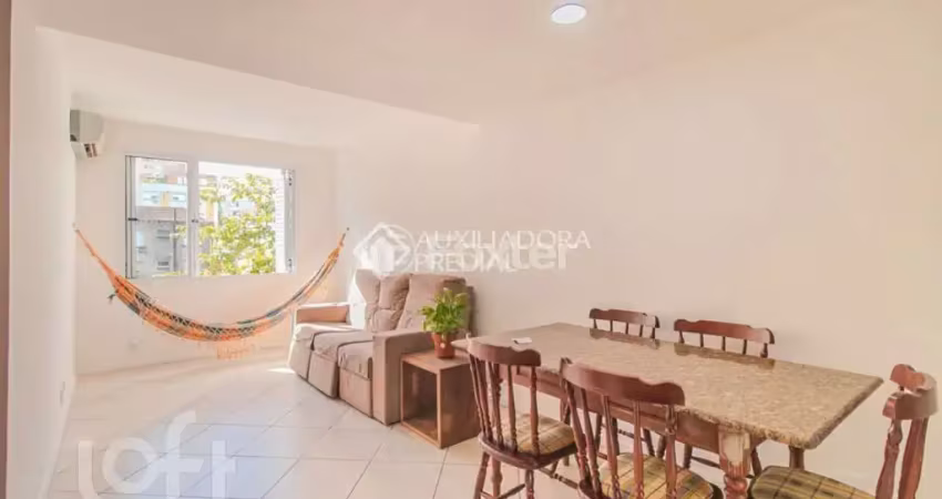 Apartamento com 2 quartos à venda na Rua Santa Terezinha, 160, Farroupilha, Porto Alegre