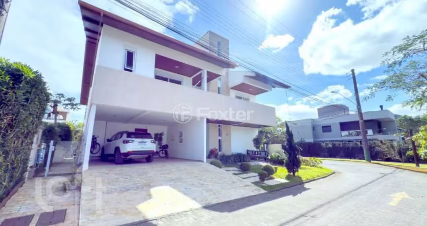 Casa em condomínio fechado com 5 quartos à venda na Travessa da Liberdade, 457, Campeche, Florianópolis