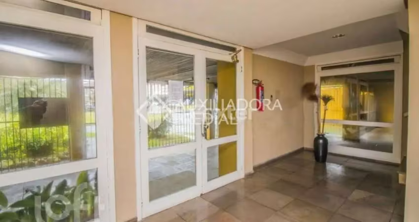 Apartamento com 3 quartos à venda na Avenida Teixeira Mendes, 606, Vila Jardim, Porto Alegre