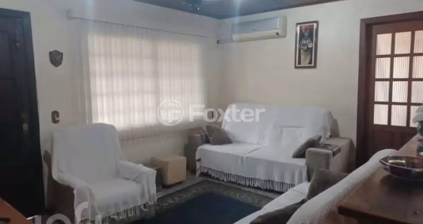 Casa com 3 quartos à venda na Rua Stephan Zweig, 57, Cavalhada, Porto Alegre
