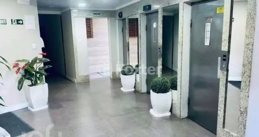 Apartamento com 2 quartos à venda na Avenida Professor Oscar Pereira, 1220, Azenha, Porto Alegre