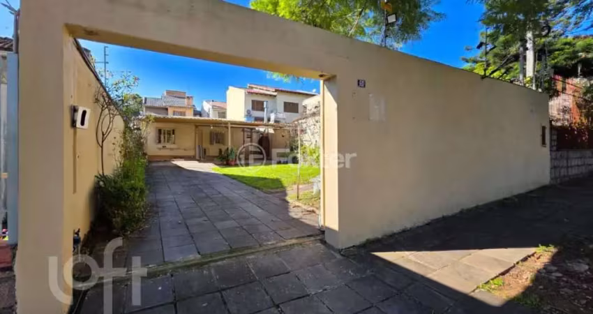 Casa com 3 quartos à venda na Rua Juruá, 687, Jardim São Pedro, Porto Alegre