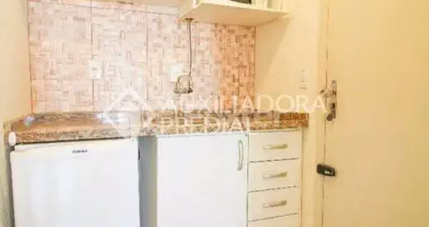 Apartamento com 1 quarto à venda na Rua Coronel Genuino, 342, Centro Histórico, Porto Alegre