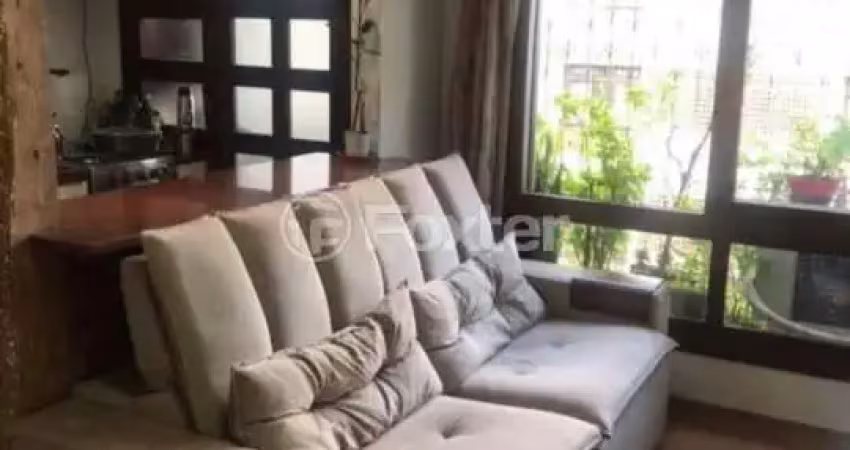 Apartamento com 2 quartos à venda na Avenida Silva Paes, 1767, Medianeira, Porto Alegre