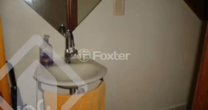 Casa em condomínio fechado com 3 quartos à venda na Rua Edgar Luiz Schneider, 54, Jardim Isabel, Porto Alegre