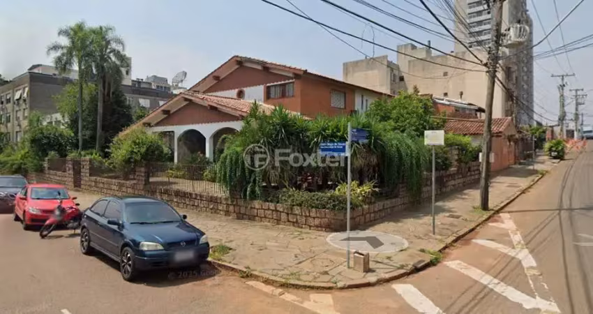 Terreno comercial à venda na Rua Dom Diogo de Souza, 720/732, Cristo Redentor, Porto Alegre