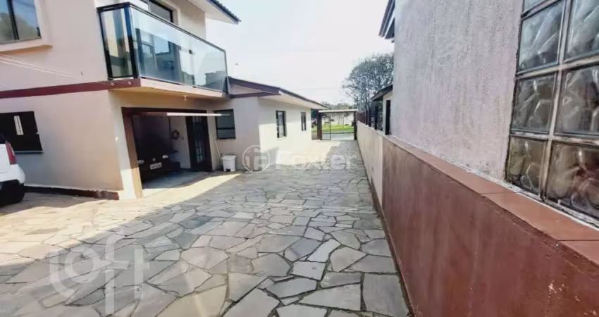 Casa com 3 quartos à venda na Rua Nestor Domingos Rizzo, 1348, Desvio Rizzo, Caxias do Sul