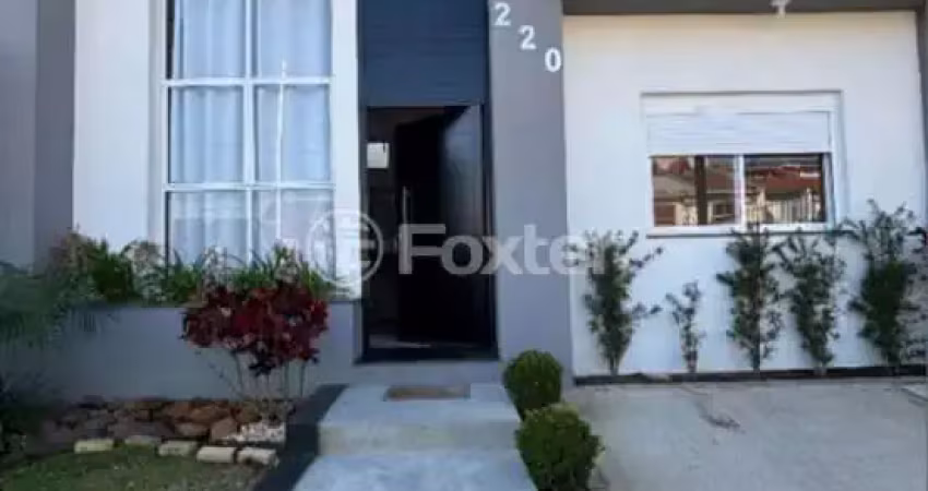 Casa com 2 quartos à venda na Rua Nestor José Nitschke, 220, Guarujá, Porto Alegre