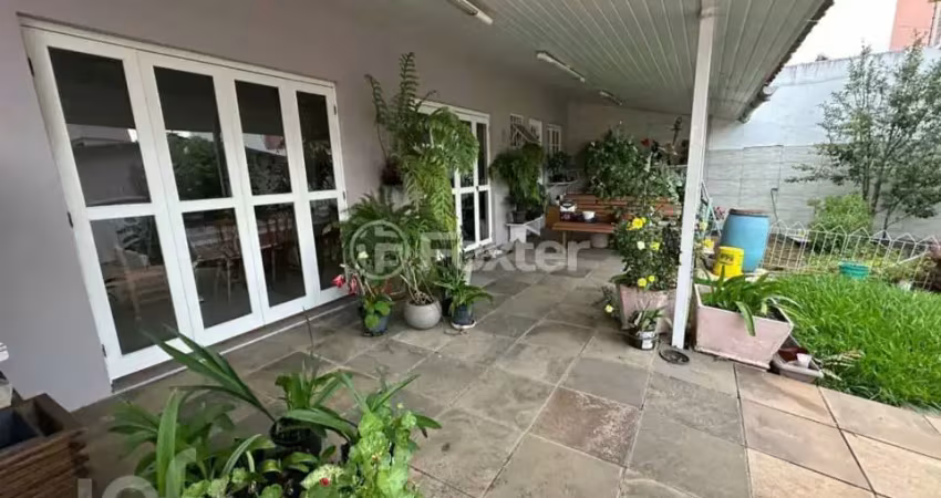 Casa com 3 quartos à venda na Avenida Rachel Wolfrid, 63, Morro Santana, Porto Alegre