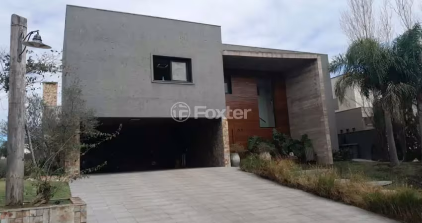 Casa em condomínio fechado com 5 quartos à venda na Avenida Juca Batista, 8000, Chapéu do Sol, Porto Alegre