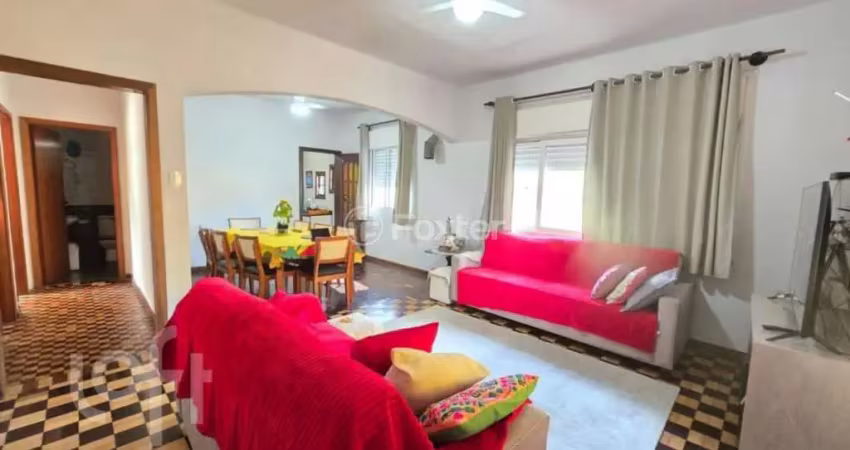 Casa com 3 quartos à venda na Rua Padre João Batista Reus, 2595, Vila Conceição, Porto Alegre