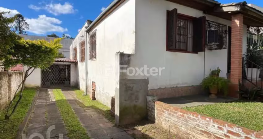 Casa com 3 quartos à venda na Rua Dona Zulmira, 448, Cavalhada, Porto Alegre
