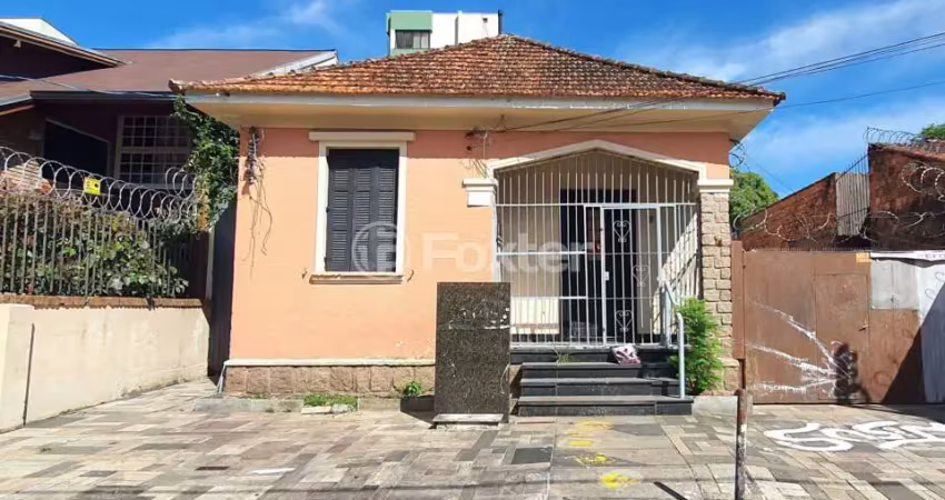 Casa com 2 quartos à venda na Rua Veríssimo Rosa, 166, Partenon, Porto Alegre