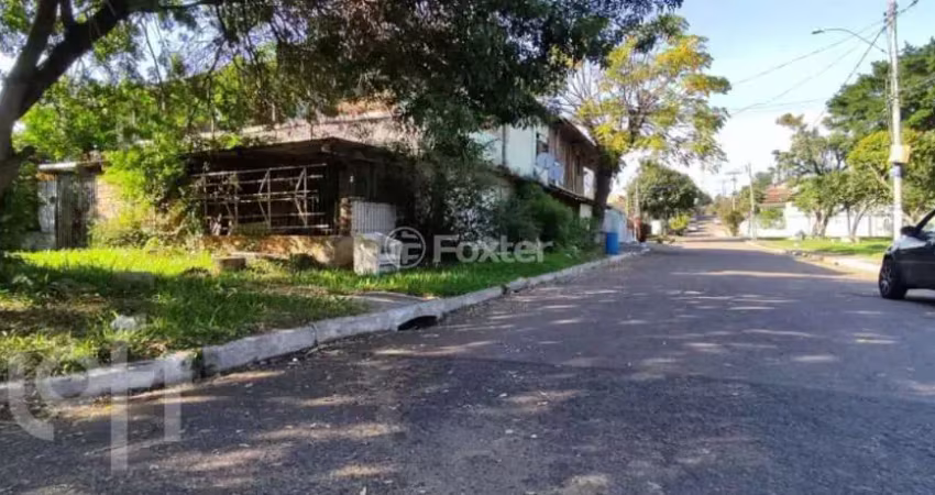 Casa à venda na Avenida Paulo Pontes, 100, Cavalhada, Porto Alegre