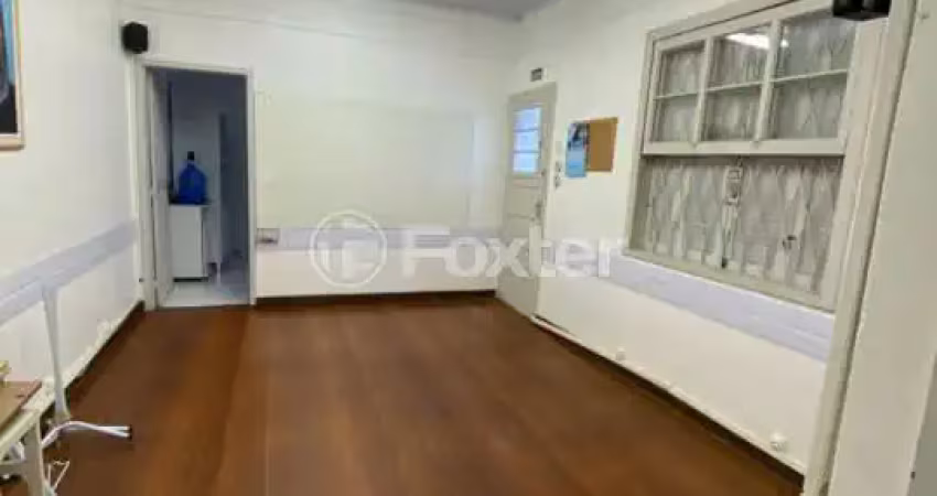 Casa comercial com 5 salas à venda na Rua Doutor Alcides Cruz, 379, Santa Cecília, Porto Alegre