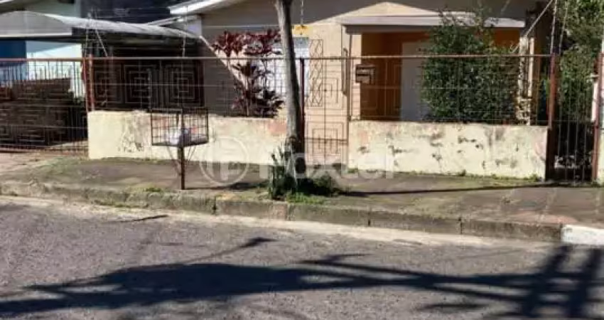 Casa com 3 quartos à venda na Rua Vicente Pereira de Souza, 306, Cavalhada, Porto Alegre